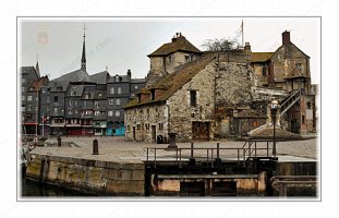 Ecluses Vieux Bassin 030